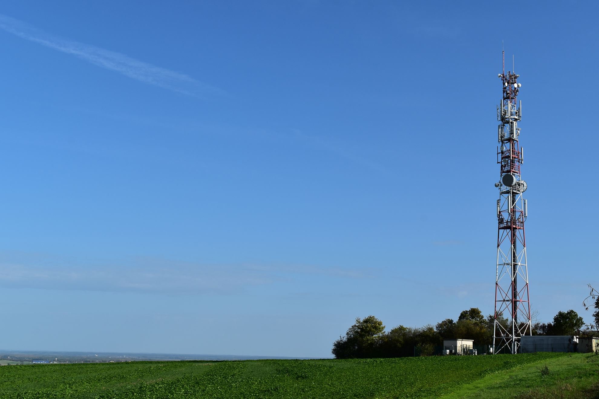A ‘Quarter-Wave’ Surge Protection Solution for Citizens Band Radio Service Networks